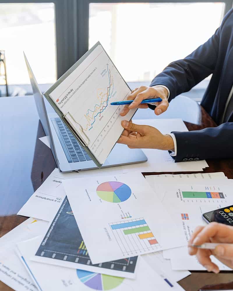 CREDIT ANALYSIS-5816299